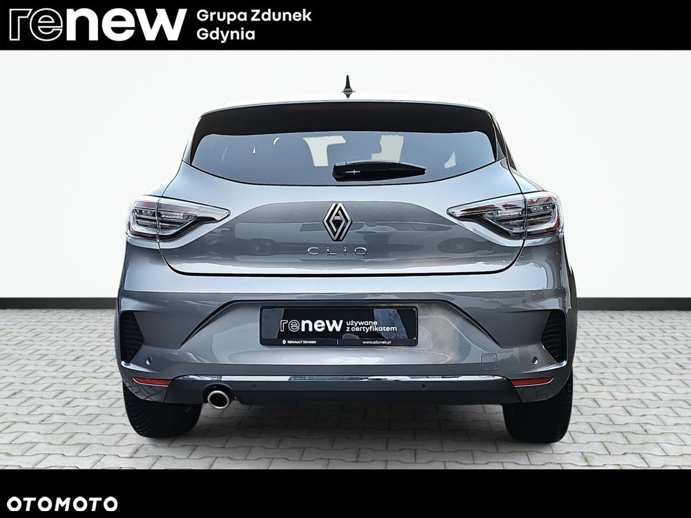Renault Clio - 6