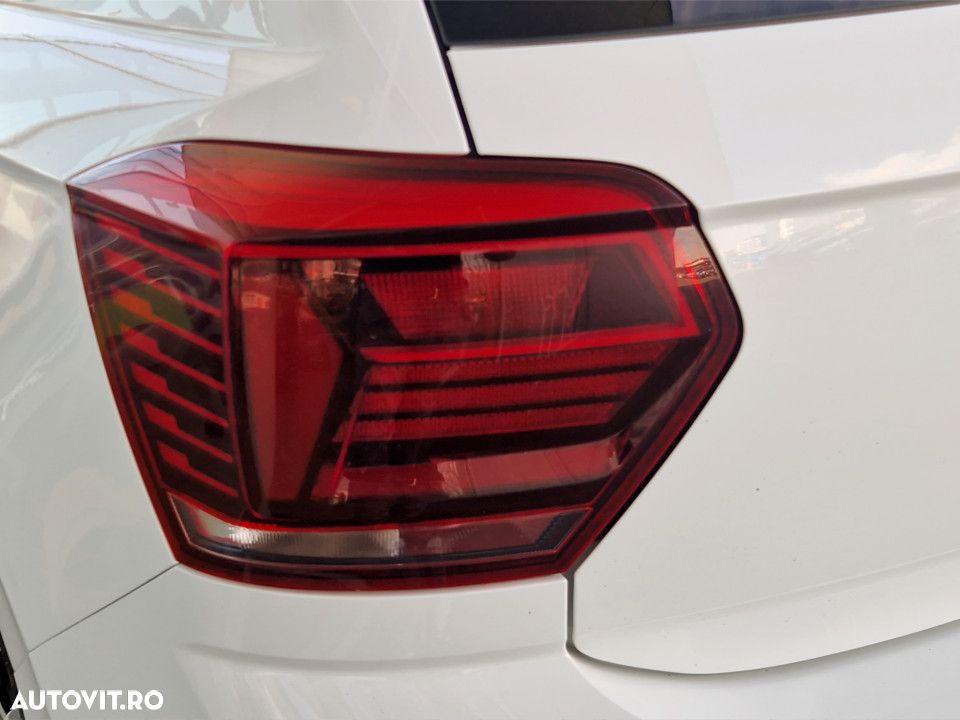 Volkswagen Polo - 11