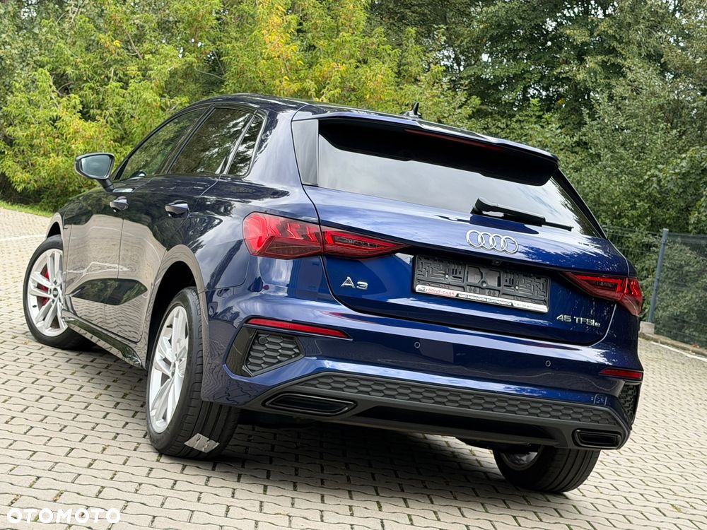Audi A3 Sportback 45 TFSIe S tronic S line - 31
