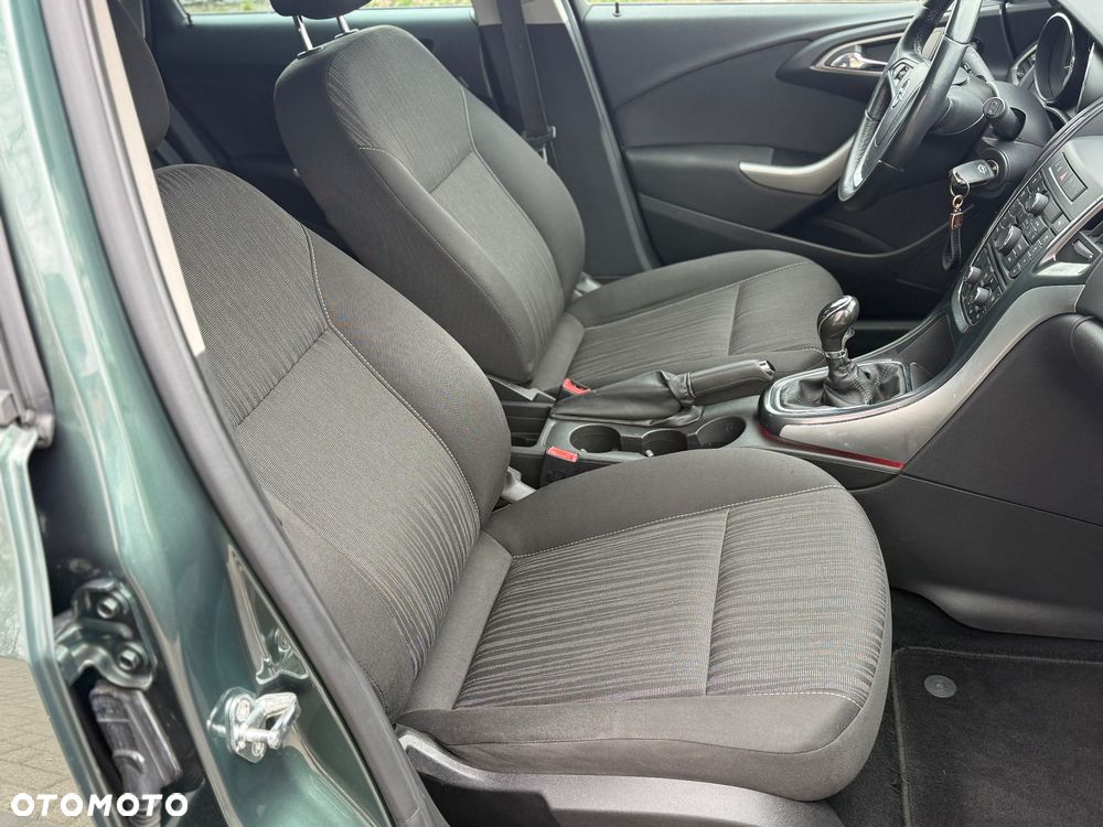 Opel Astra 1.6 Turbo Innovation - 9