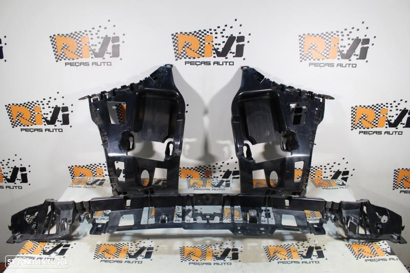 Guia De Parachoques Bmw 1 (F20)  Suportes / Guias De Parachoques Bmw - 1