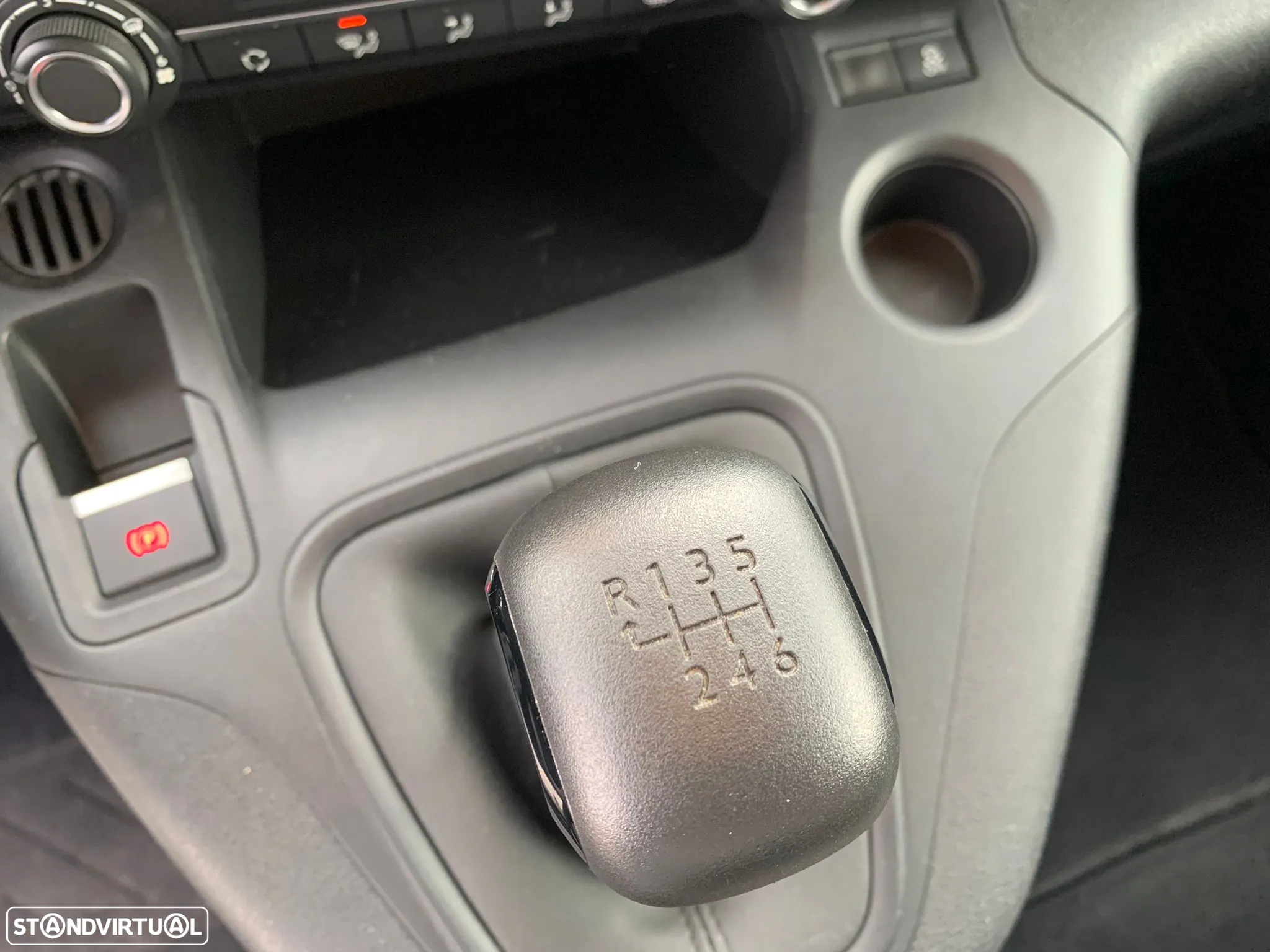 Peugeot Partner - 13
