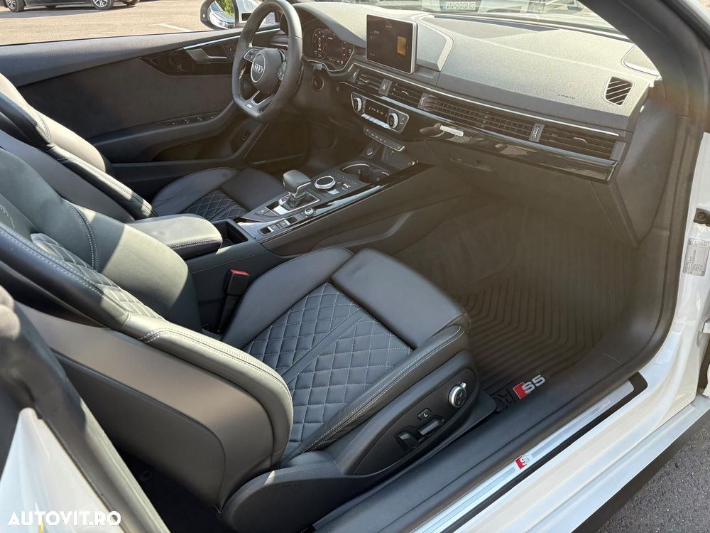 Audi A5 Cabrio - 10