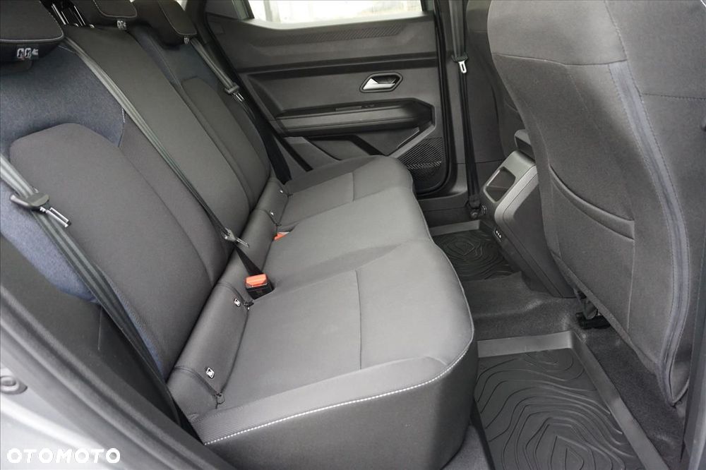 Dacia Duster 1.6 Full Hybrid 140 Journey MMT - 18