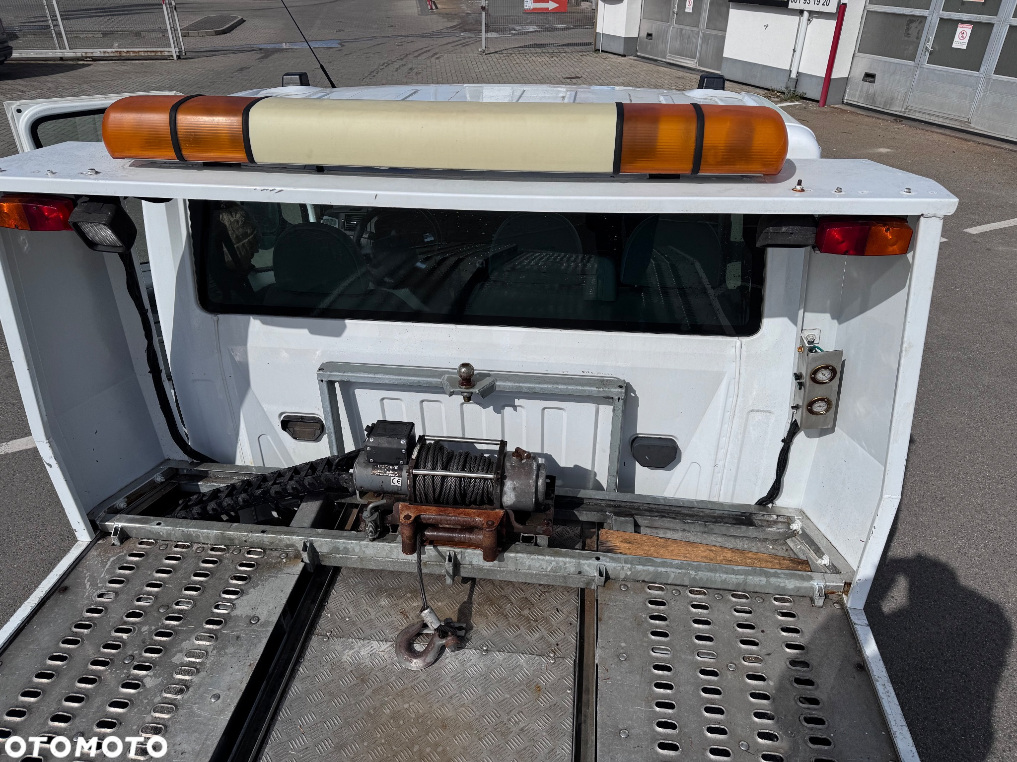 Ford Transit - 11