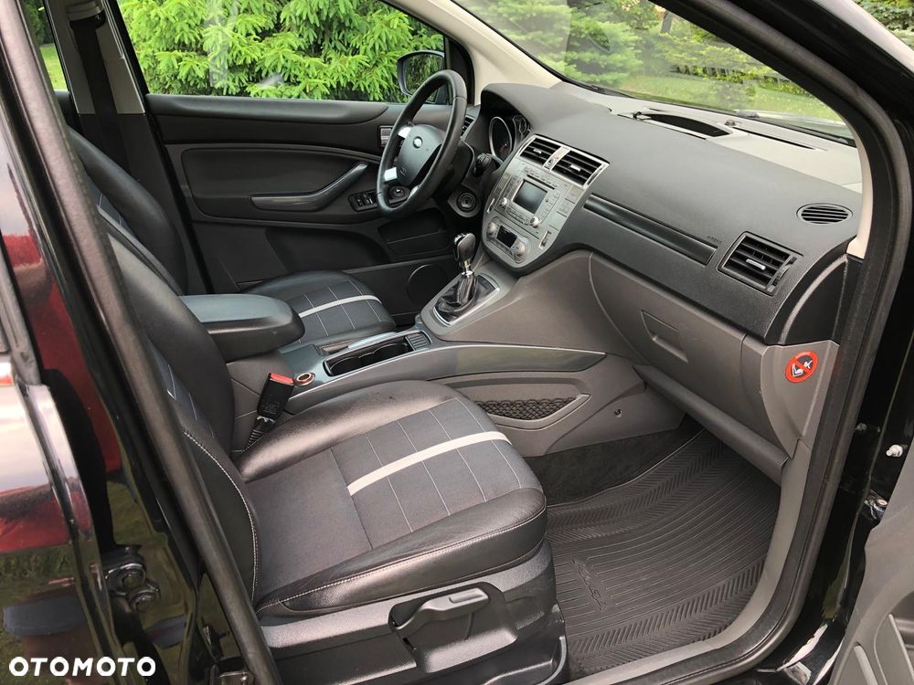 Ford Kuga 2.0 TDCi Titanium FWD - 16