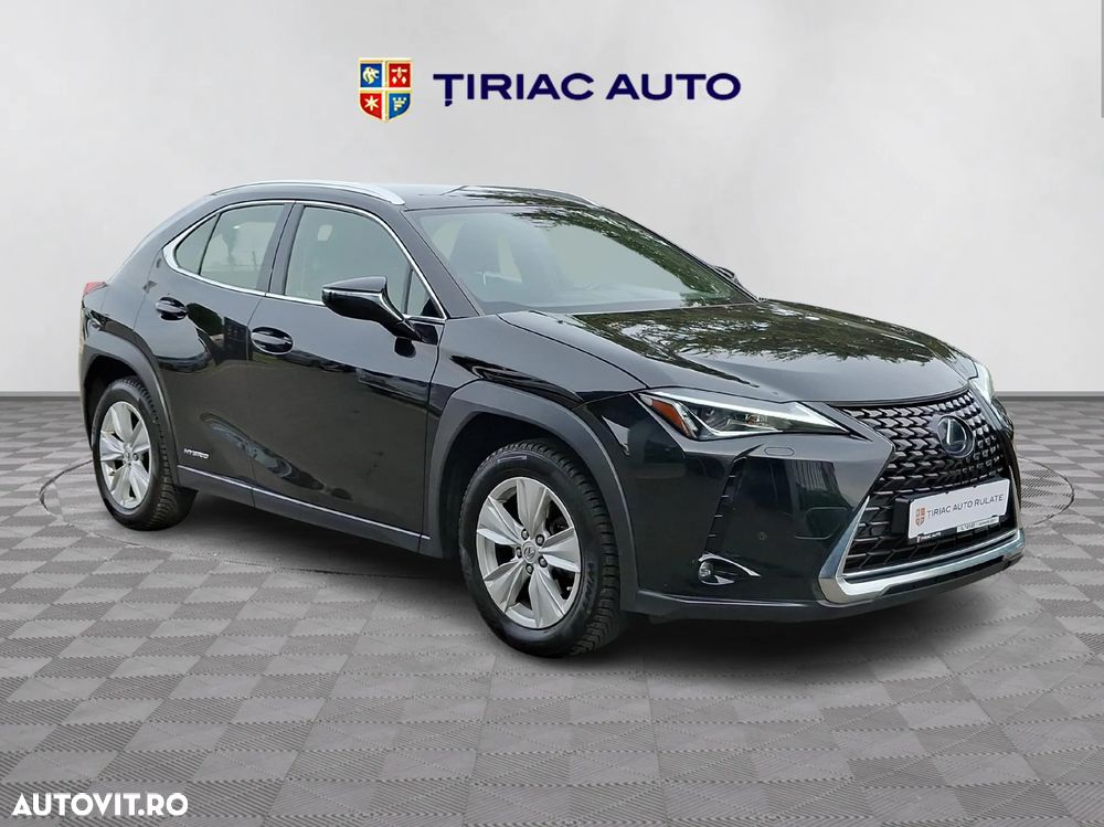 Lexus UX 250h FWD Business - 8