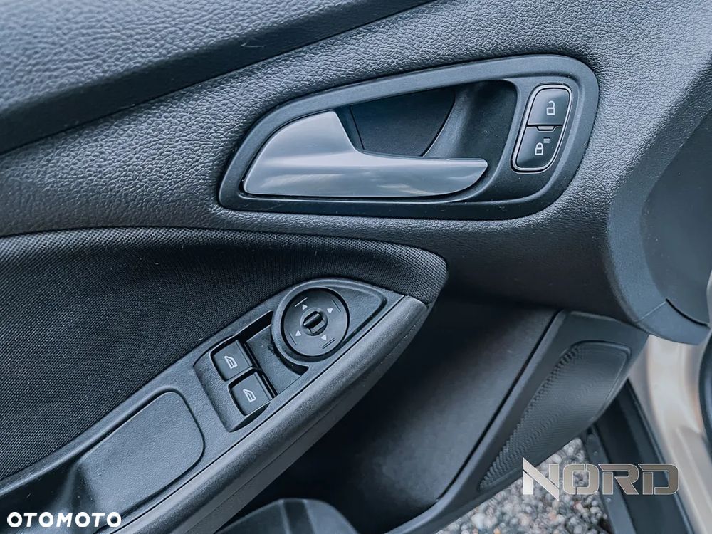 Ford Focus 1.0 EcoBoost Trend - 15