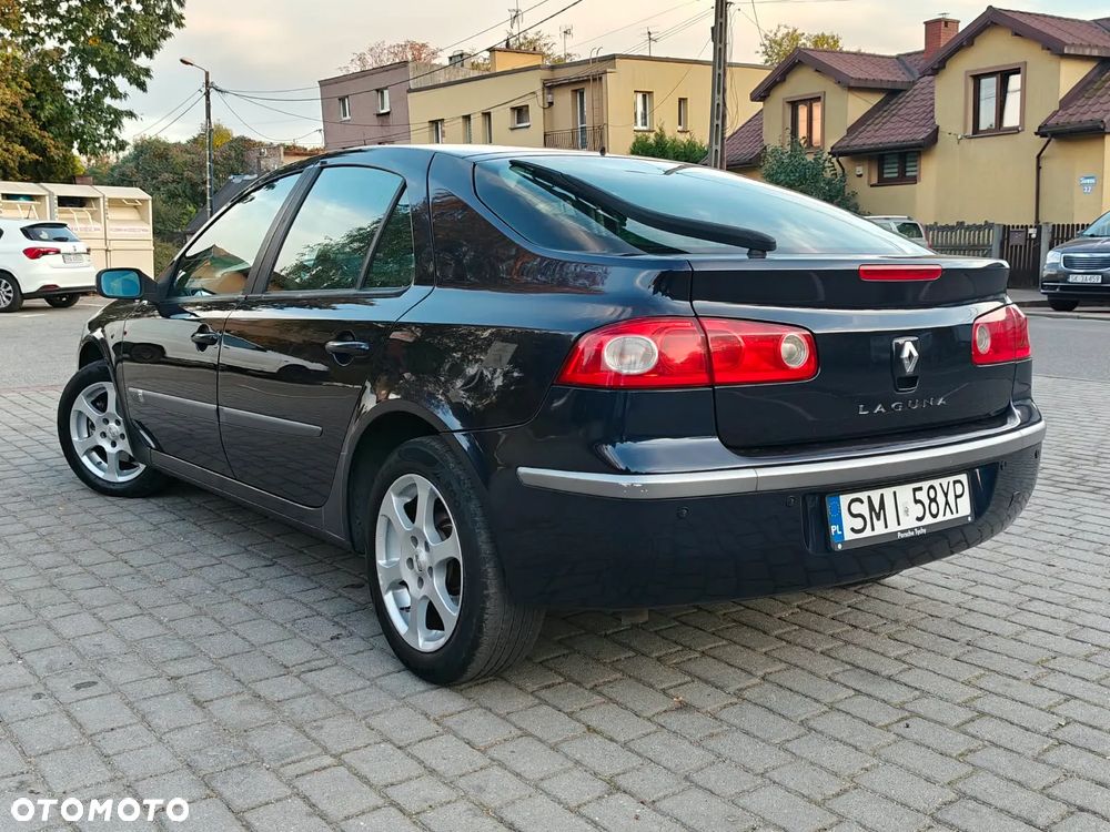 Renault Laguna 1.9 dCi Initiale - 4