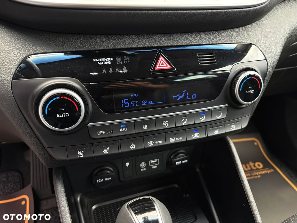 Hyundai Tucson 2.0 CRDI 4WD Automatik Premium - 29