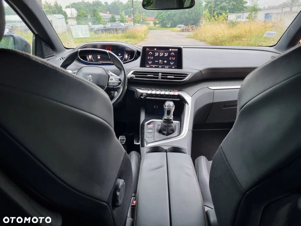Peugeot 5008 - 11