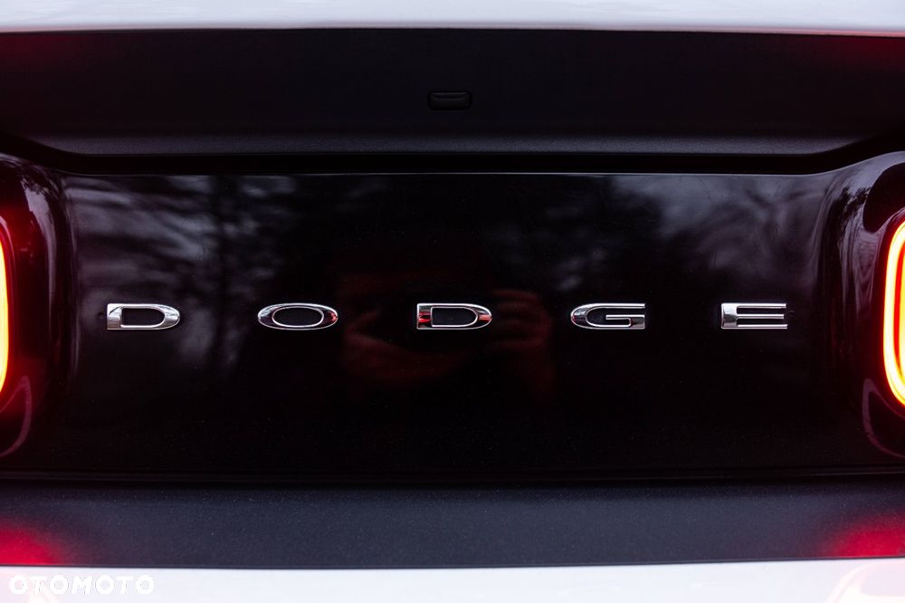 Dodge Challenger 5.7 R/T Shaker - 14