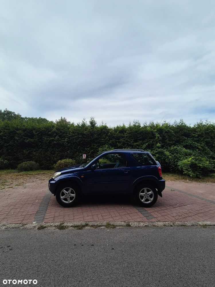 Toyota RAV4 - 2