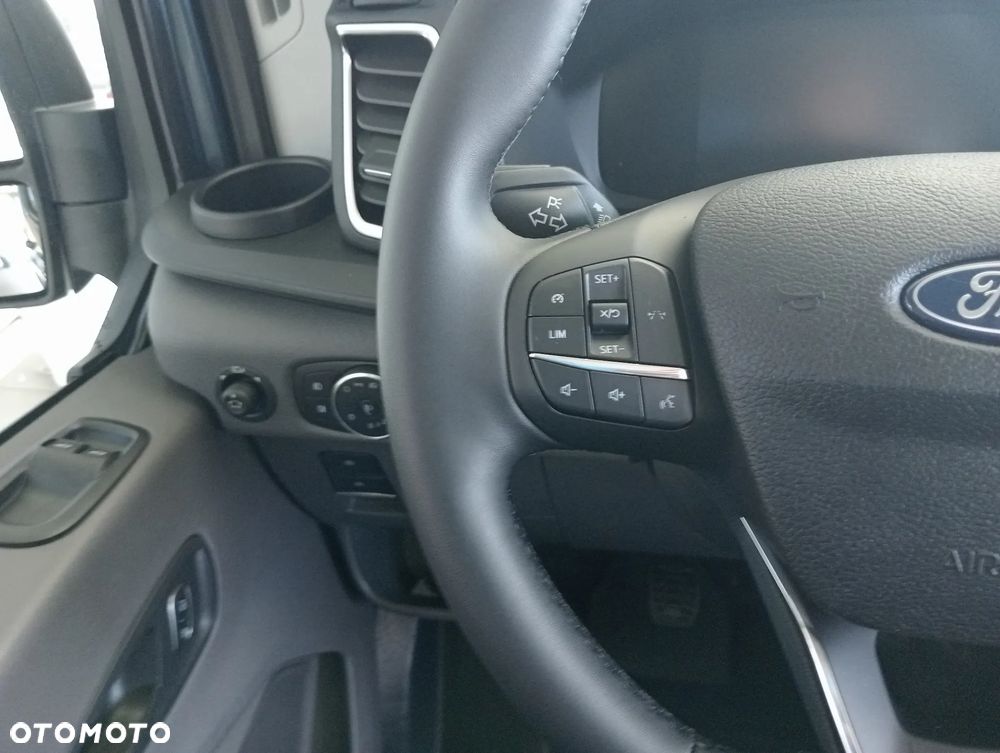 Ford Transit - 14
