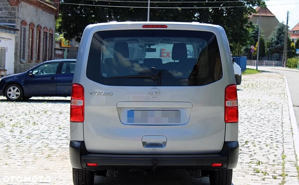Opel Vivaro - 10