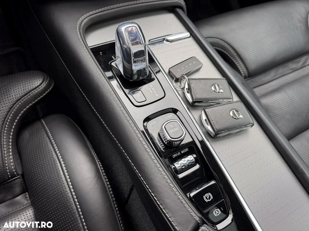 Volvo XC 90 T8 AWD Twin Engine Geartronic Inscription - 21