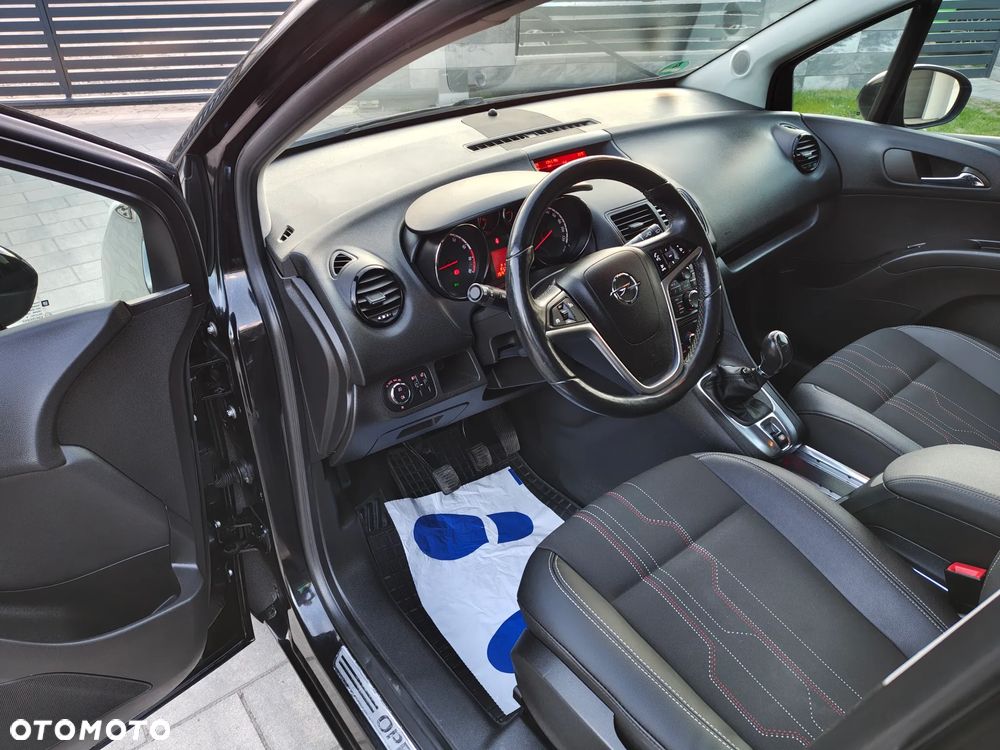 Opel Meriva 1.4 T Cosmo - 14
