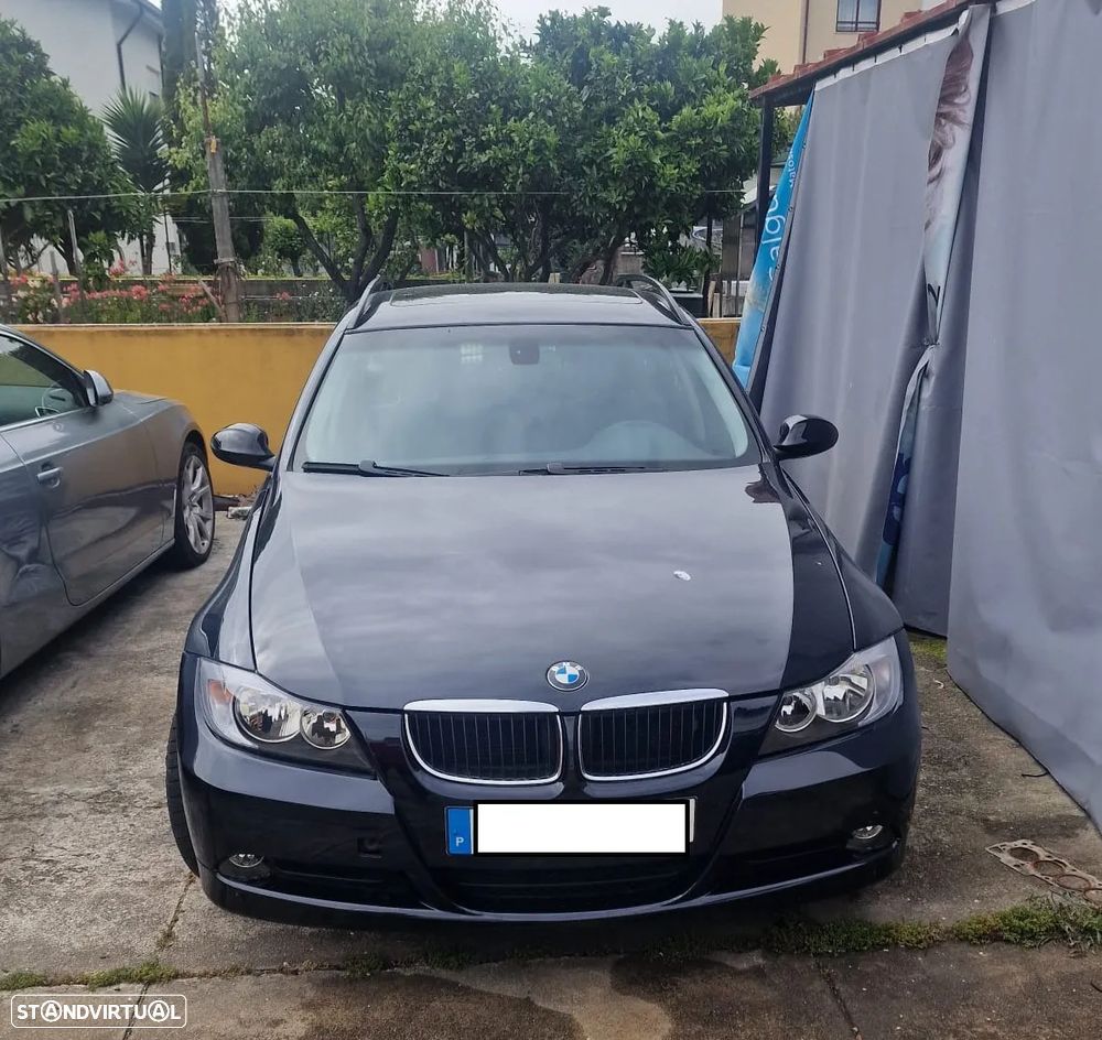 BMW 318 d Dynamic - 3