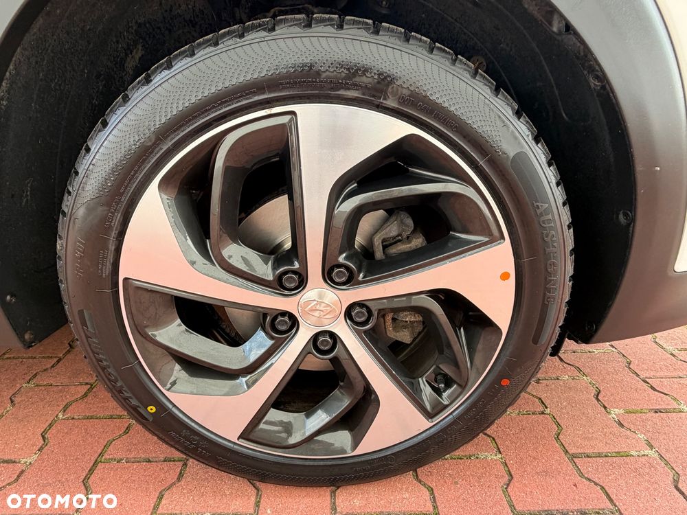 Hyundai Tucson - 10