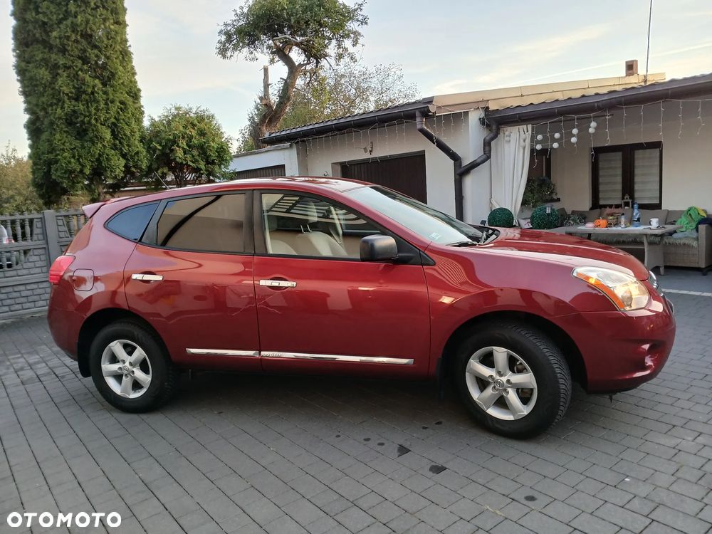 Nissan Rogue - 4