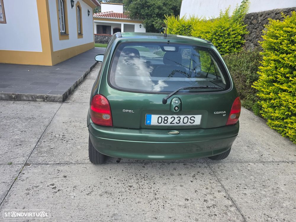 Opel Corsa - 2