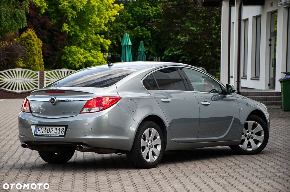 Opel Insignia 2.8 Turbo 4x4 Sport - 9