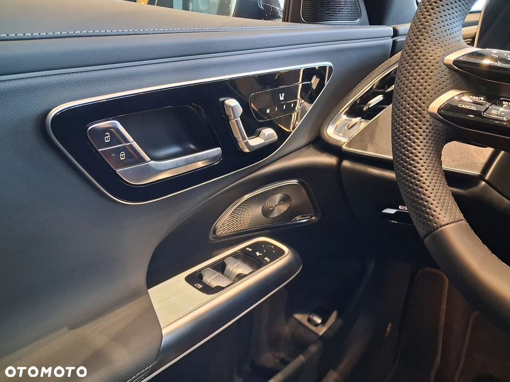 Mercedes-Benz Klasa E 220 d 4-Matic - 16