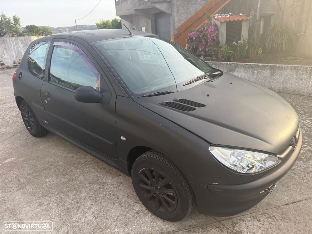 Peugeot 206 1.1 XR - 1