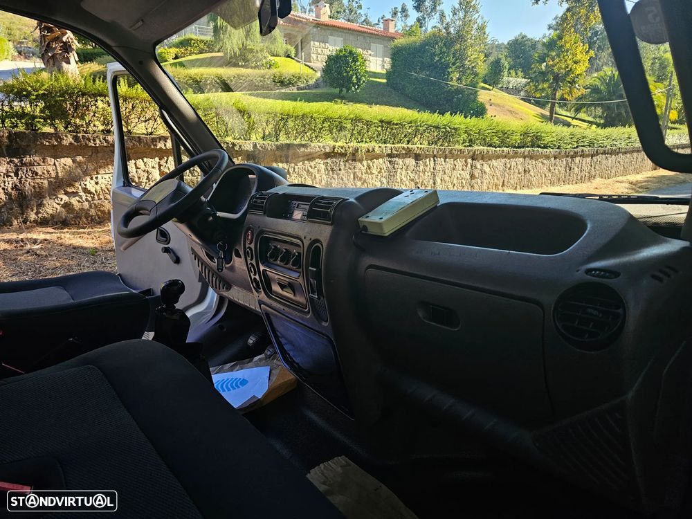 Renault Mascott 2.8 - 11