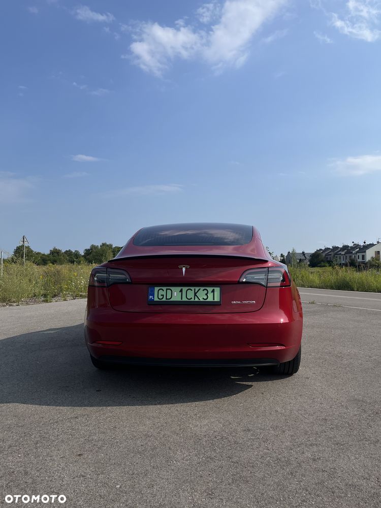 Tesla Model 3 - 6