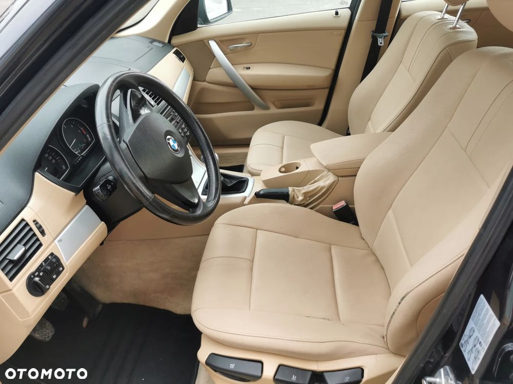 BMW X3 2.0d - 8