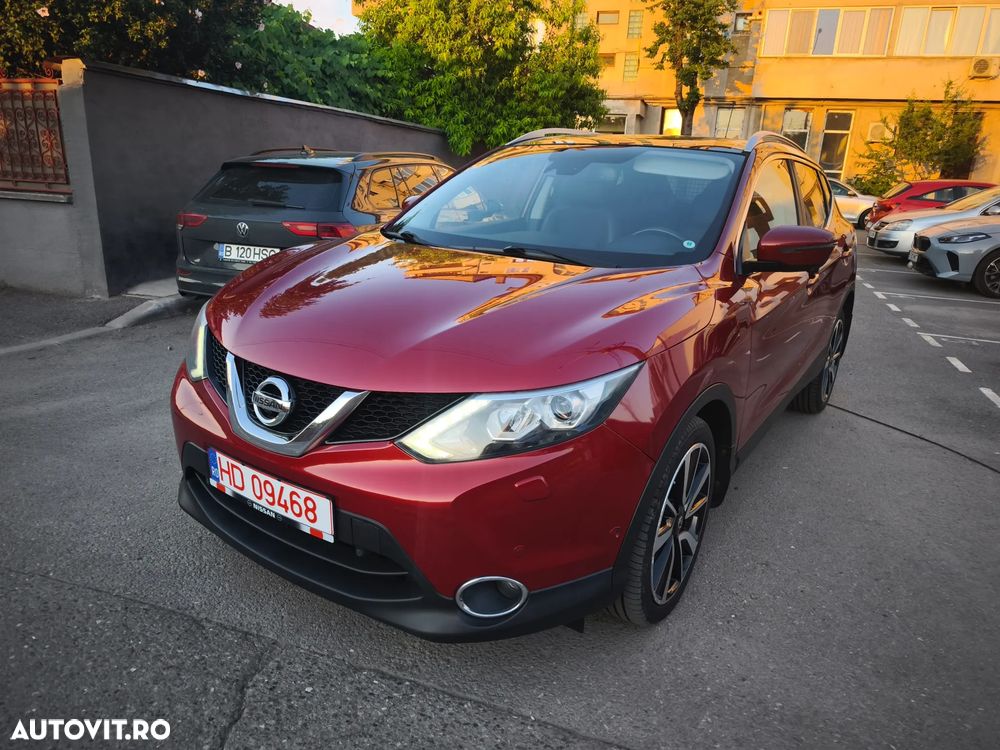 Nissan Qashqai 1.6 DCI Xtronic TEKNA+ - 1