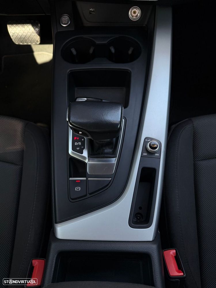 Audi A4 Avant 35 TDI Fleet Edition S tronic - 13