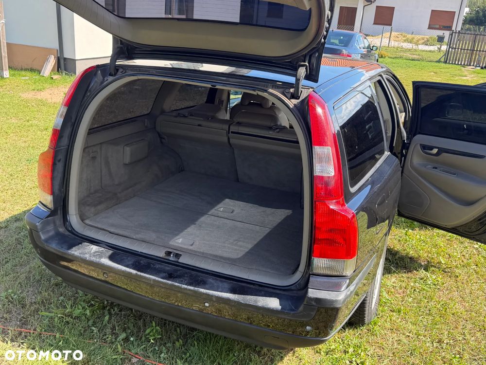 Volvo V70 2.4D5 - 7