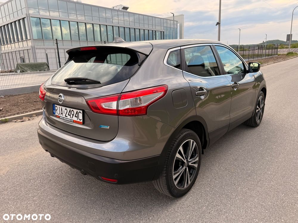 Nissan Qashqai 1.5 dCi Tekna+ - 8