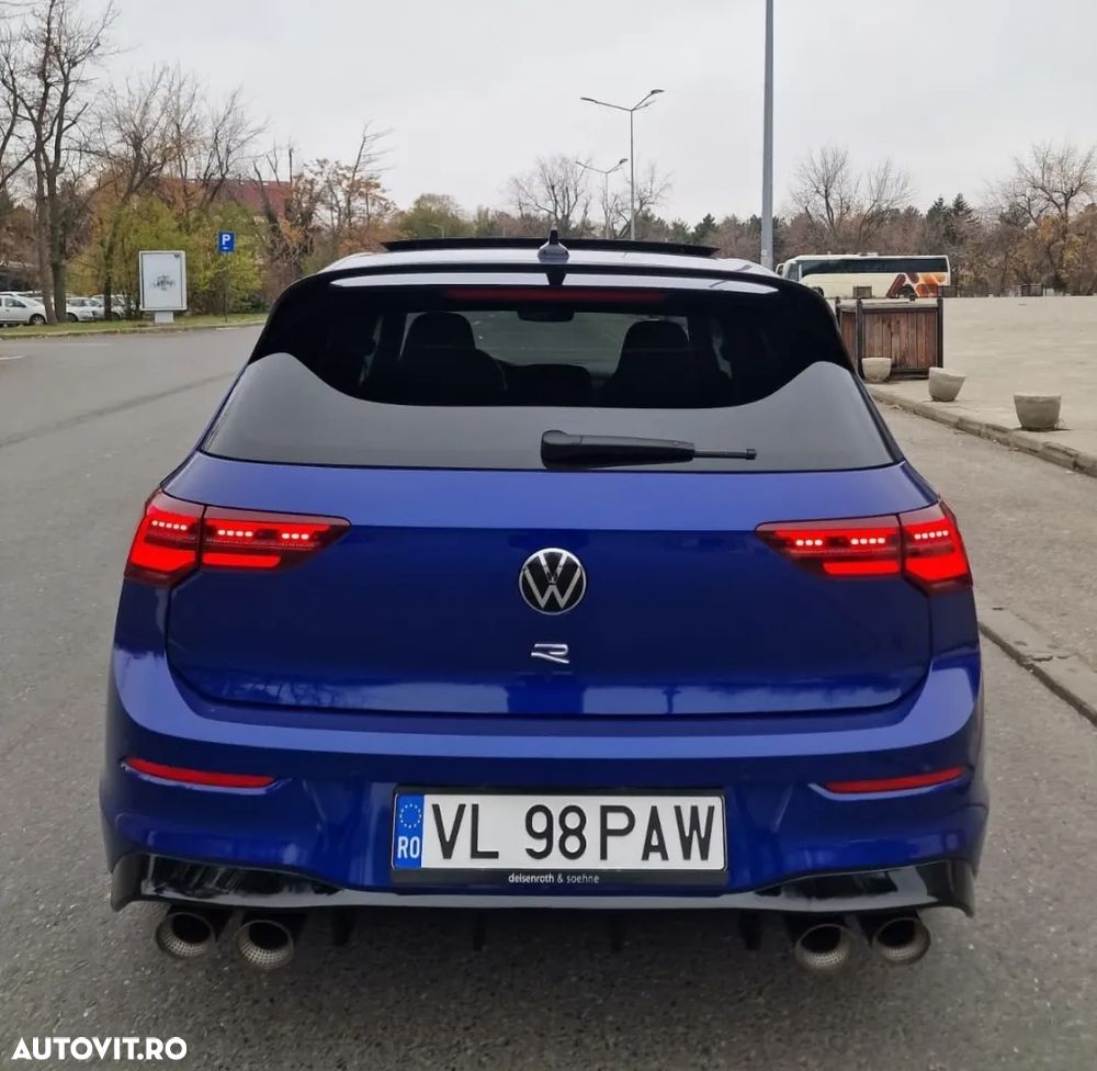 Volkswagen Golf - 4