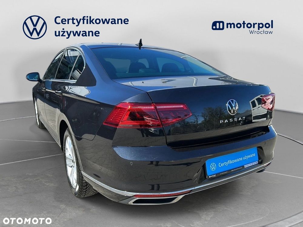 Volkswagen Passat 2.0 TSI Elegance DSG - 3