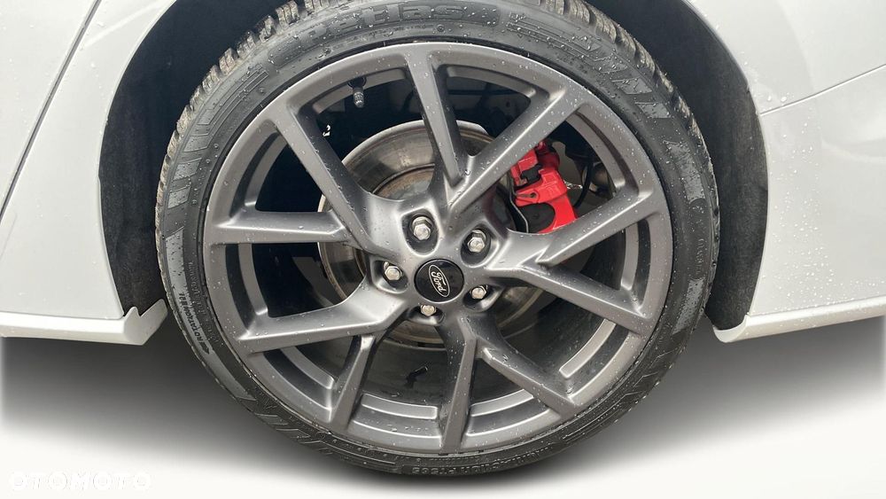Ford Focus 2.3 EcoBoost ST X - 14