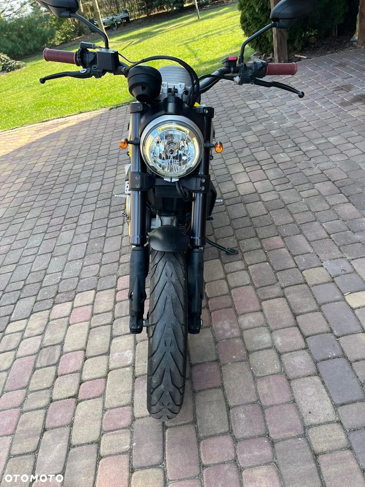 Ducati Scrambler - 12