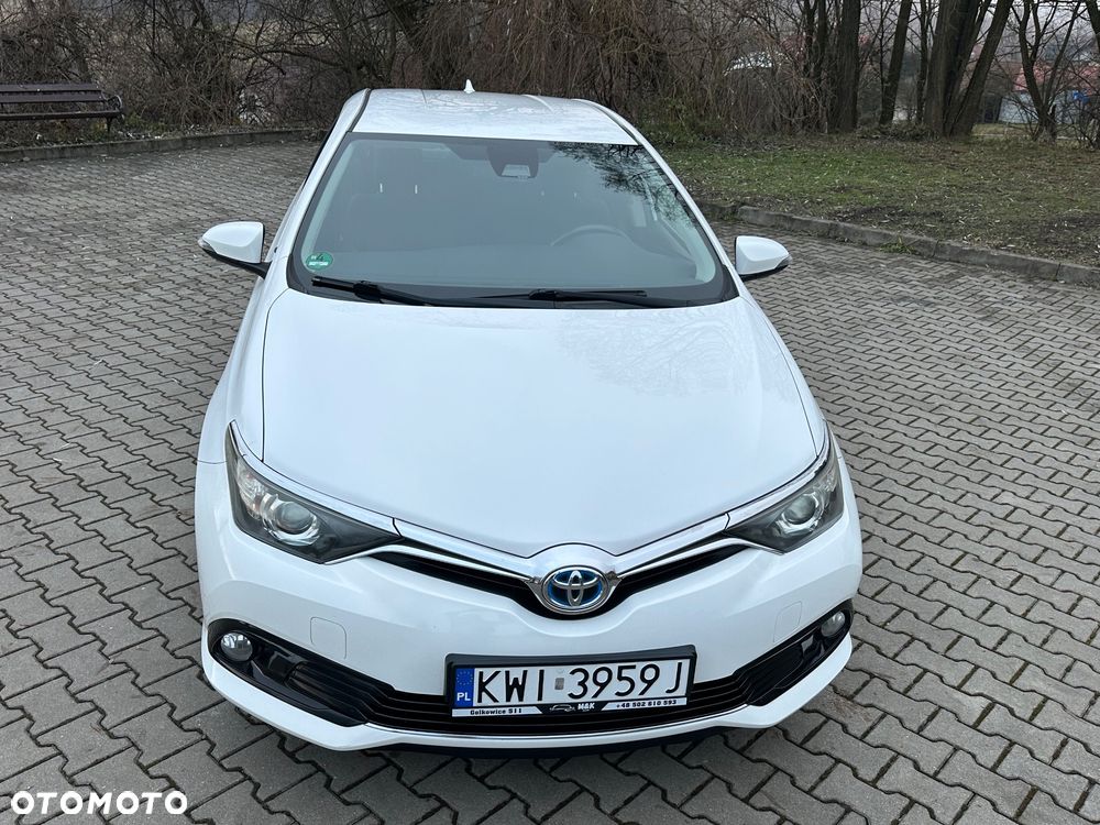Toyota Auris 1.8 HSD Prestige - 11