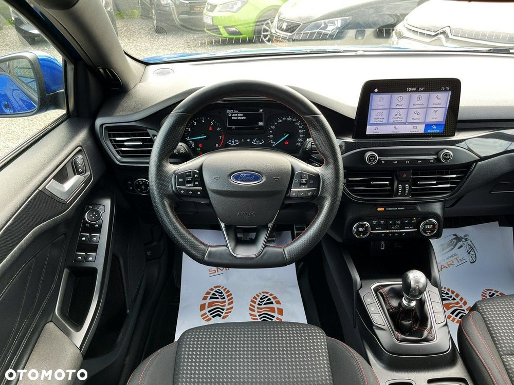 Ford Focus 1.0 EcoBoost ST-Line Business - 11