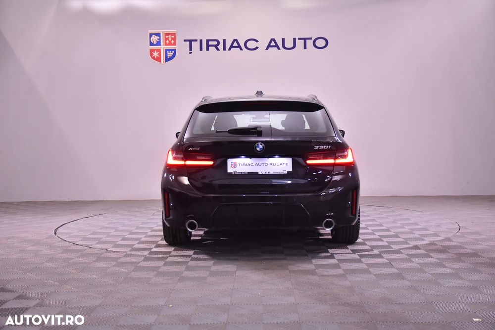 BMW Seria 3 330i Touring xDrive Aut. - 4