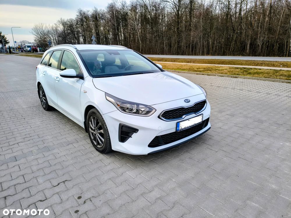 Kia Ceed 1.6 CRDi SCR GT-Line - 1