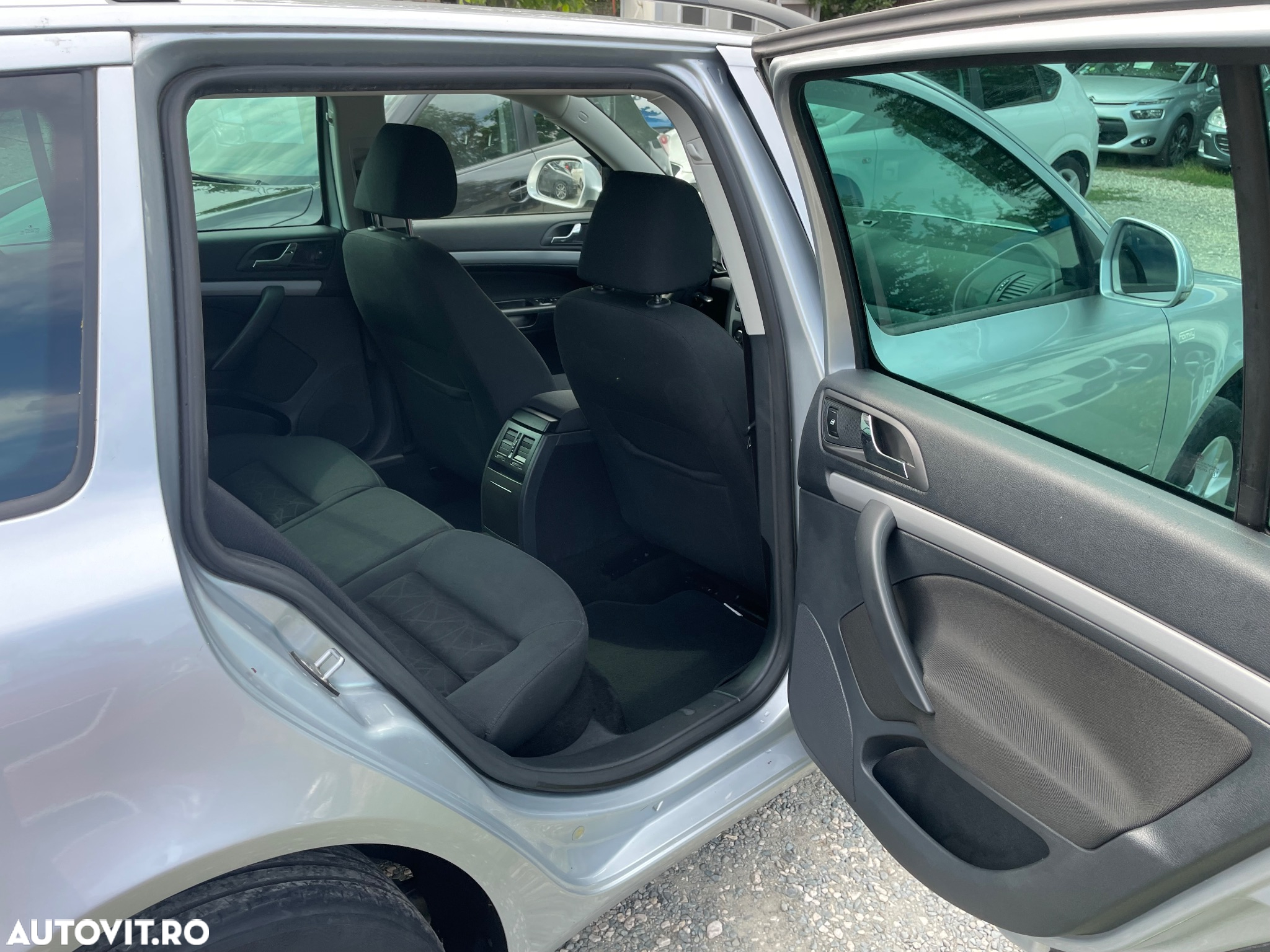Skoda Octavia 2.0 TDI DPF FAMILY - 12