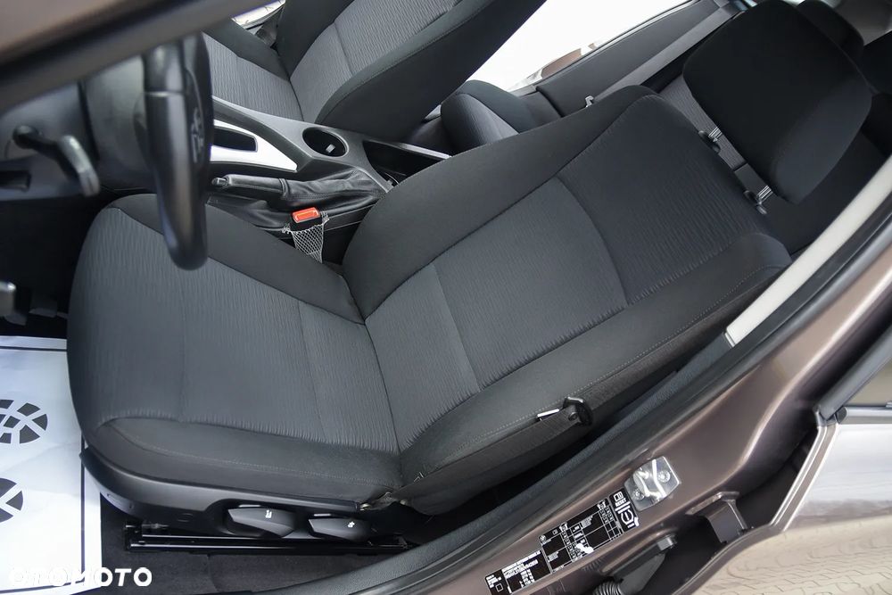 BMW X1 sDrive18i xLine - 26