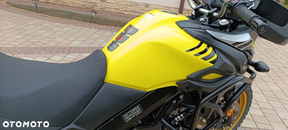 Suzuki V-STROM - 21