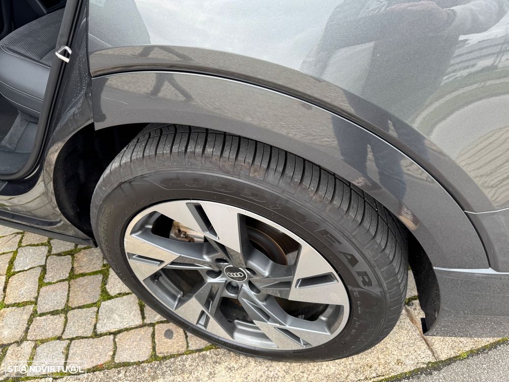 Audi e-tron 55 quattro S line - 21