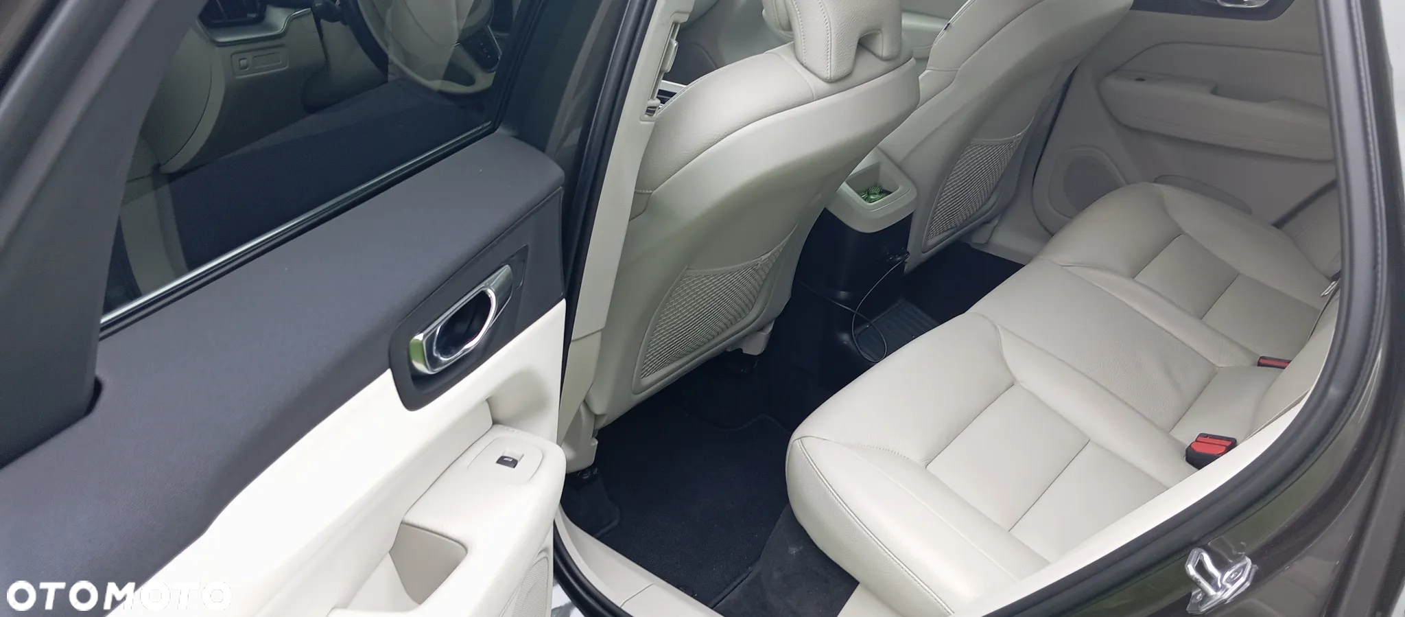 Volvo XC 60 - 11