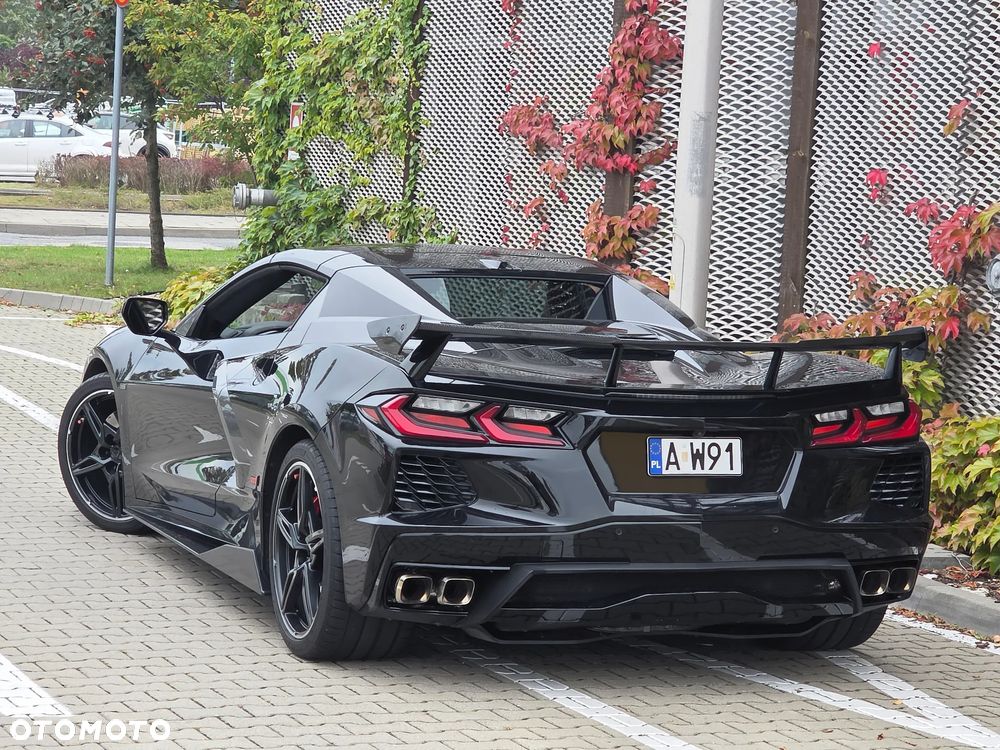 Chevrolet Corvette - 33