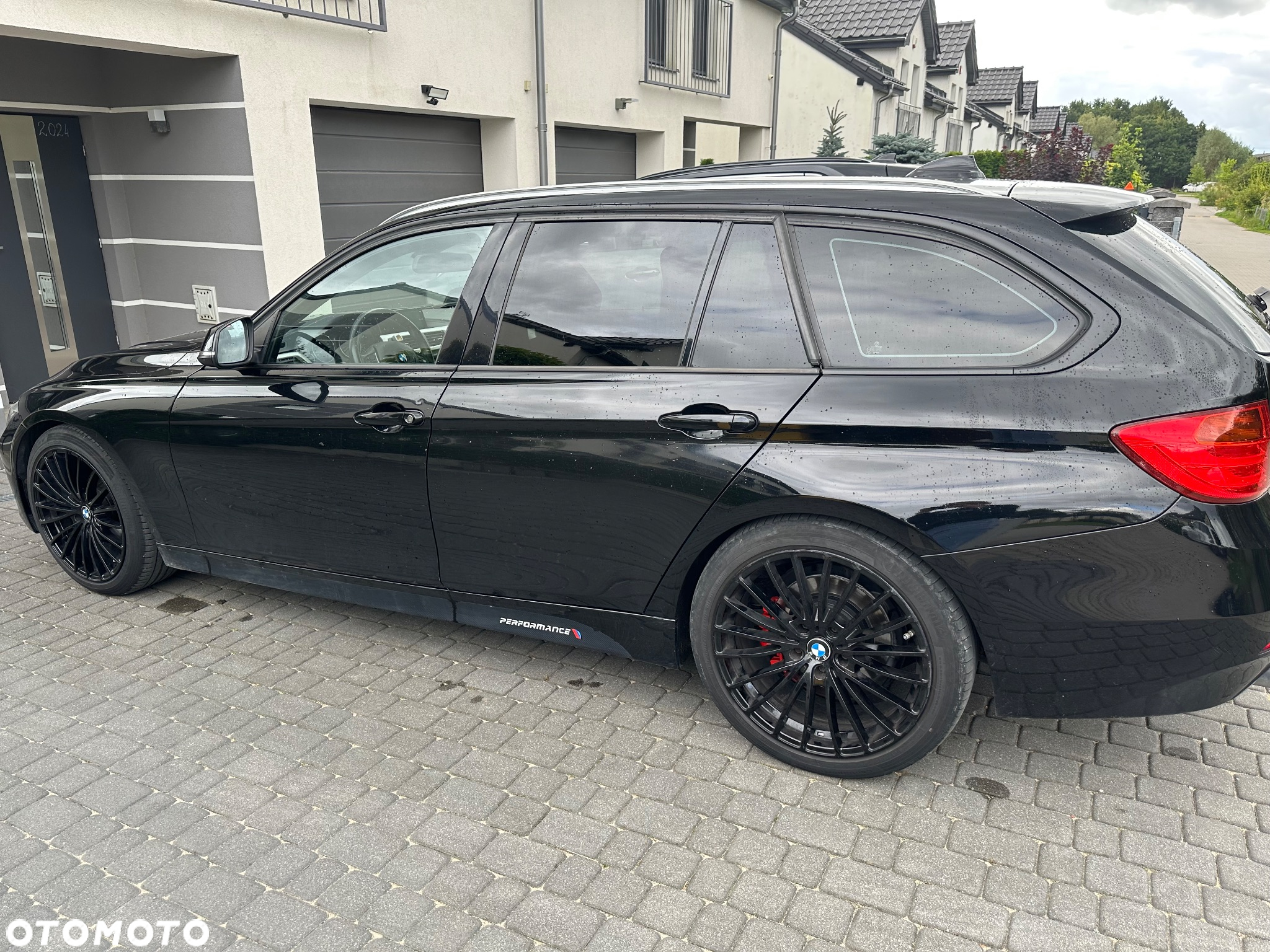BMW Seria 3 318d Touring - 4